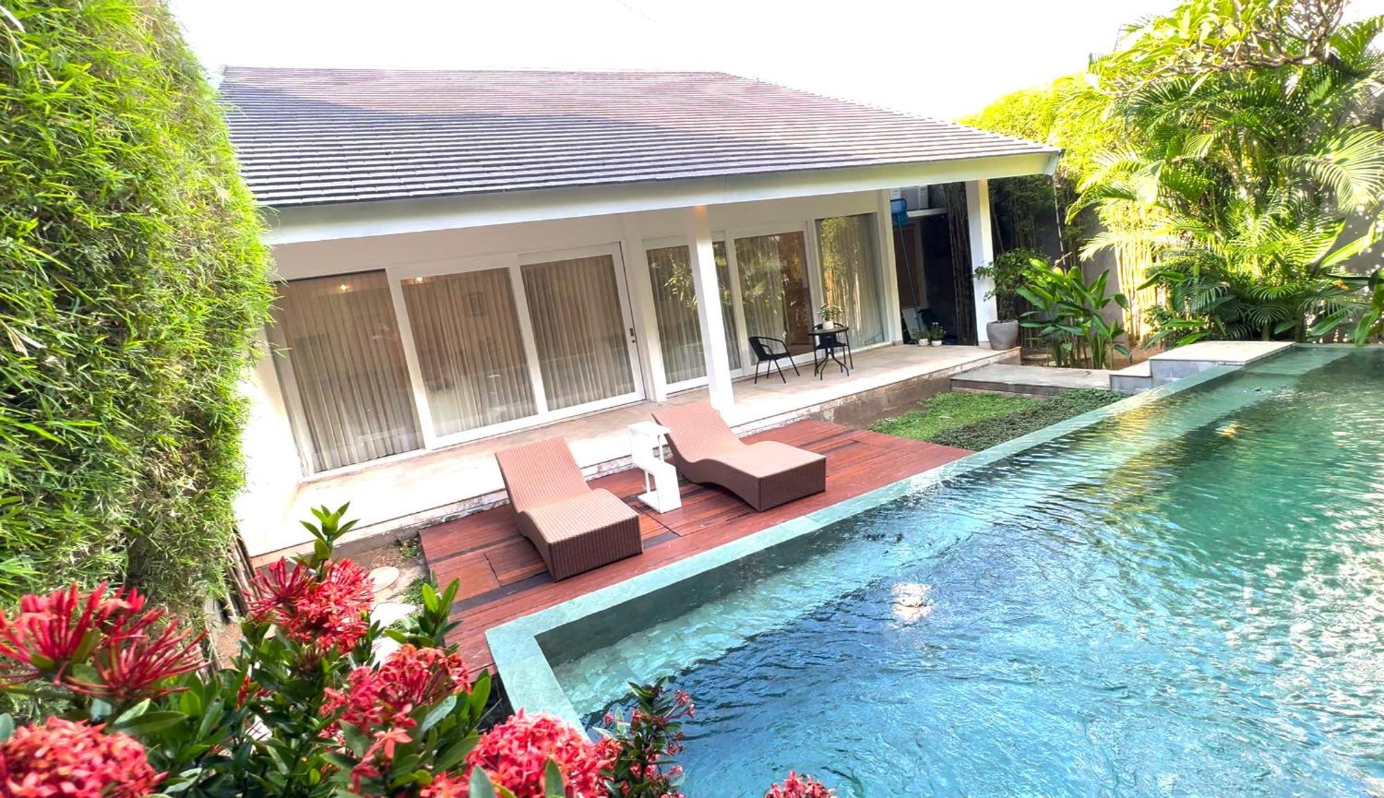 Villa Rainbow Sanur Buitenkant foto